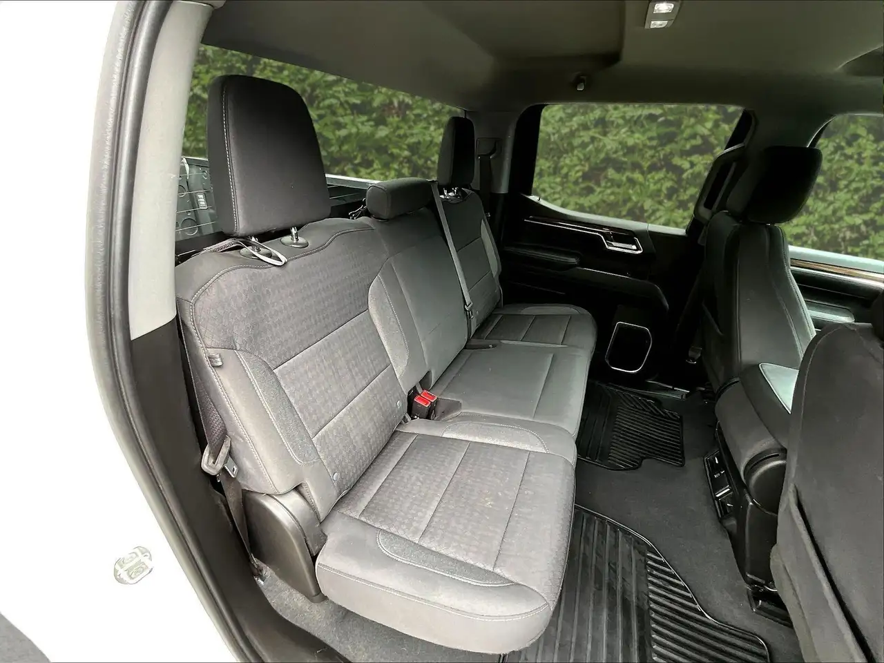 Chevrolet Silverado 1500 photo Chevrolet Silverado 1500