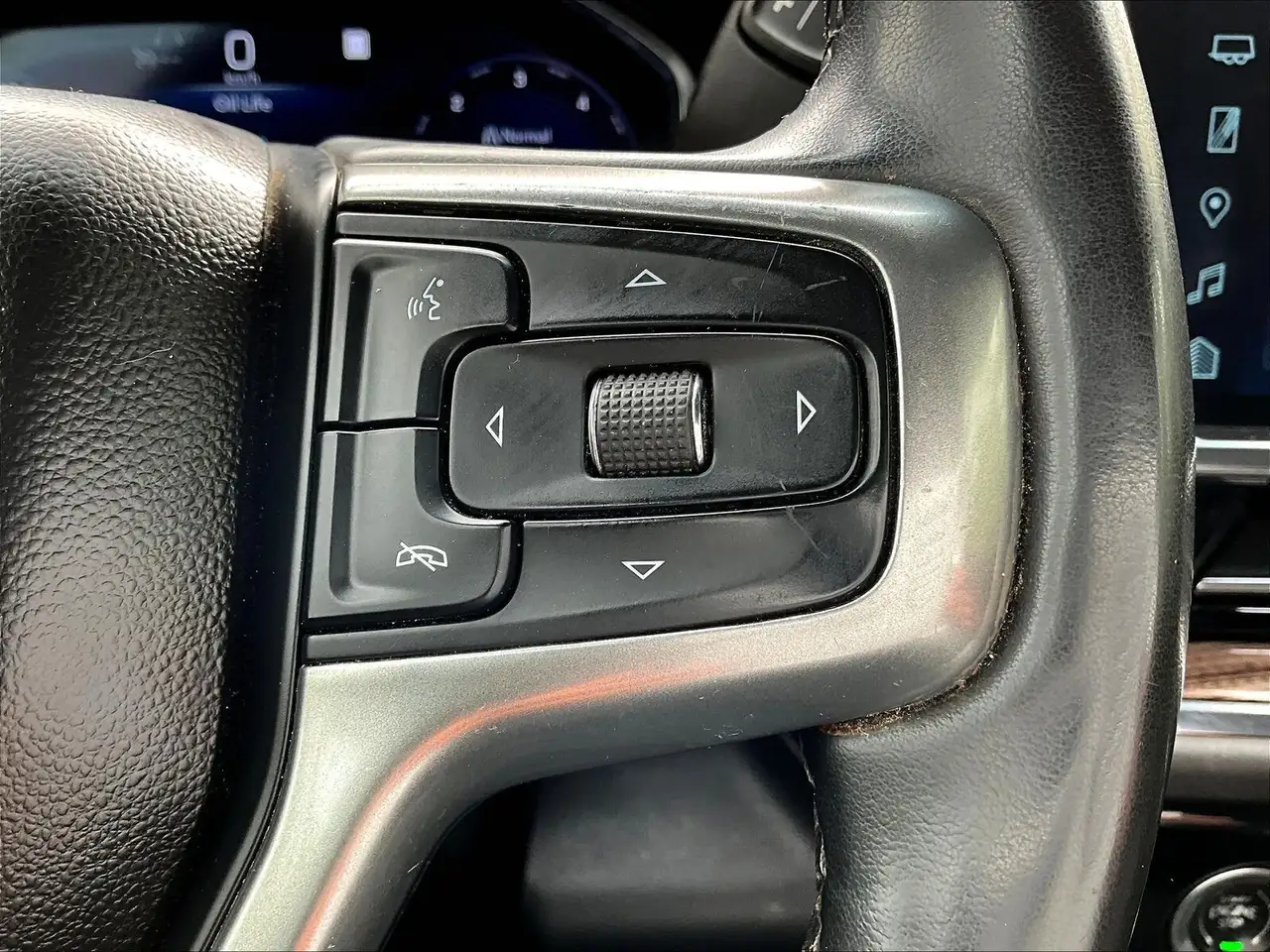 Chevrolet Silverado 1500 photo Chevrolet Silverado 1500