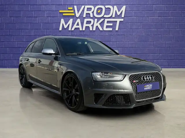 Audi RS4 AVANT V8 4.2 FSI 450 Quattro S Tronic 7 SUIVI COMPLET AUDI-SONO BO-SIEGES CHAUFFANTS-CAMÉRA-DE-RECUL