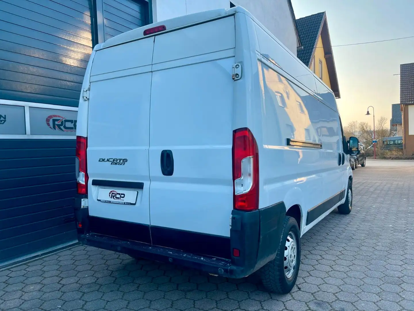 Fiat Ducato Maxi LANG Grossr.-Kasten 35 L4H2 RS:4035 Weiß - 2