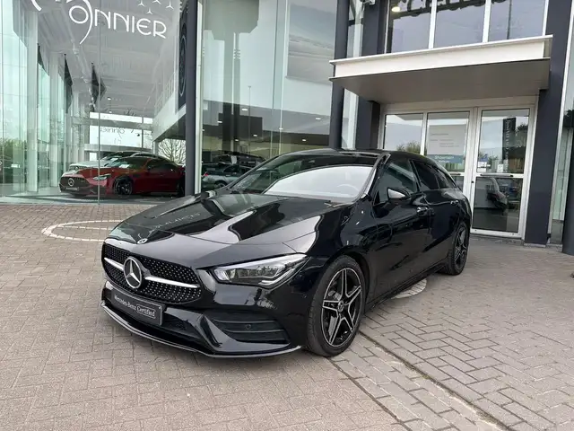 Mercedes-Benz CLA 180 Shooting Brake CLA d AMG Line
