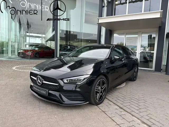 Mercedes-Benz CLA 180 Shooting Brake CLA d AMG Line