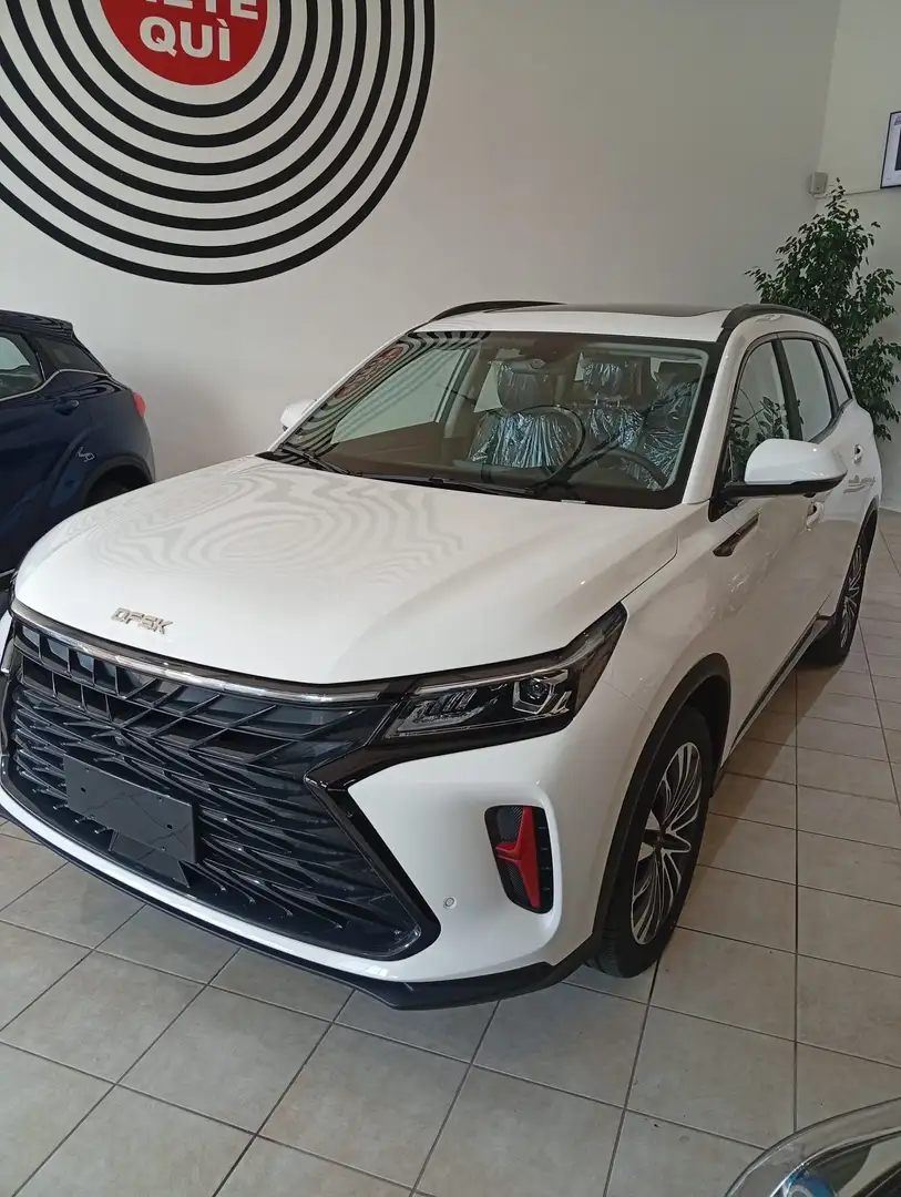 DFSK Fengon 600 GLORY 600 1.5 Hybrid 177cv 7 posti * Bianco - 2