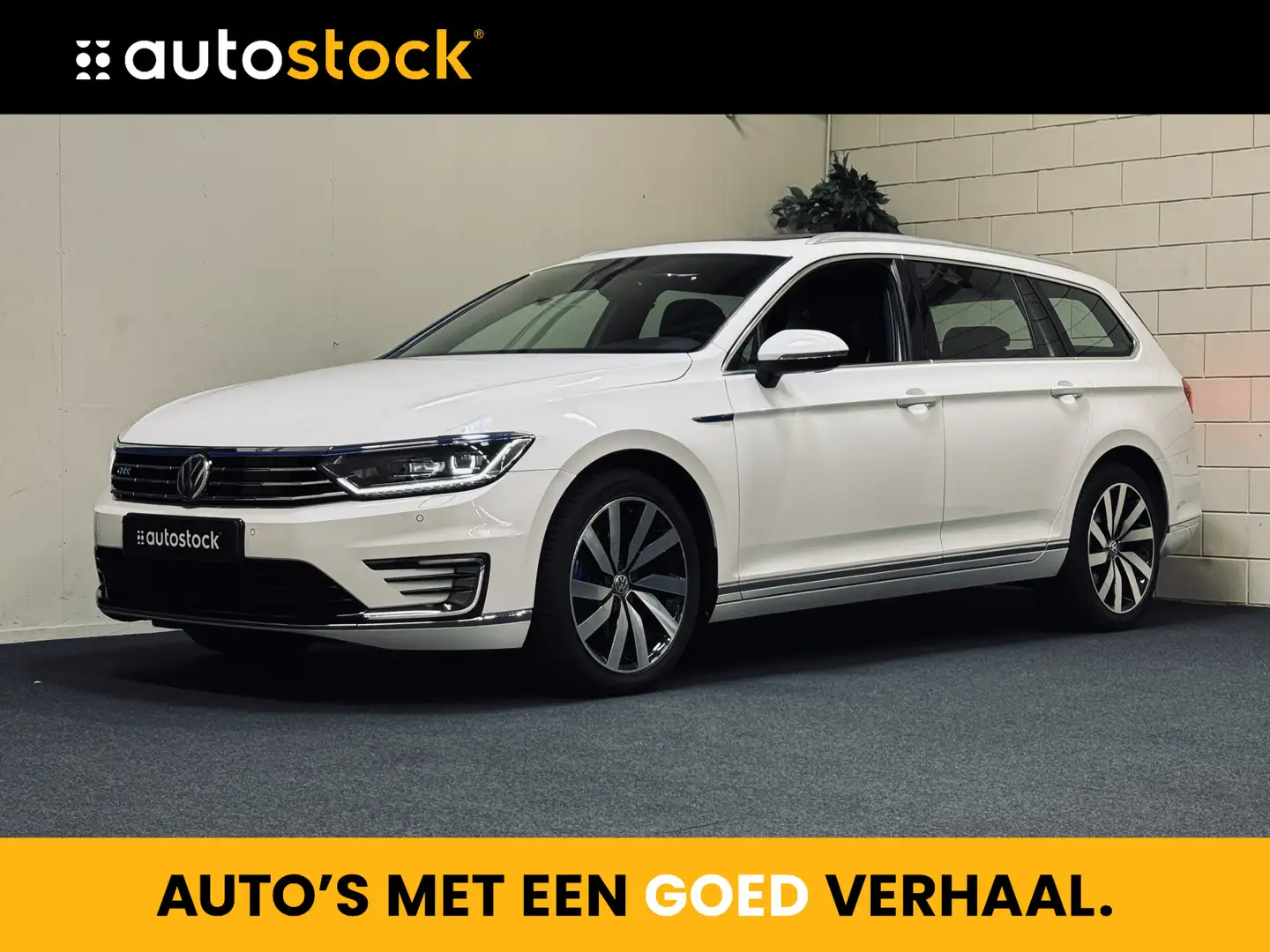 Volkswagen Passat Variant 1.4 TSI GTE | Panorama | Trekhaak | Massage Blanc - 1