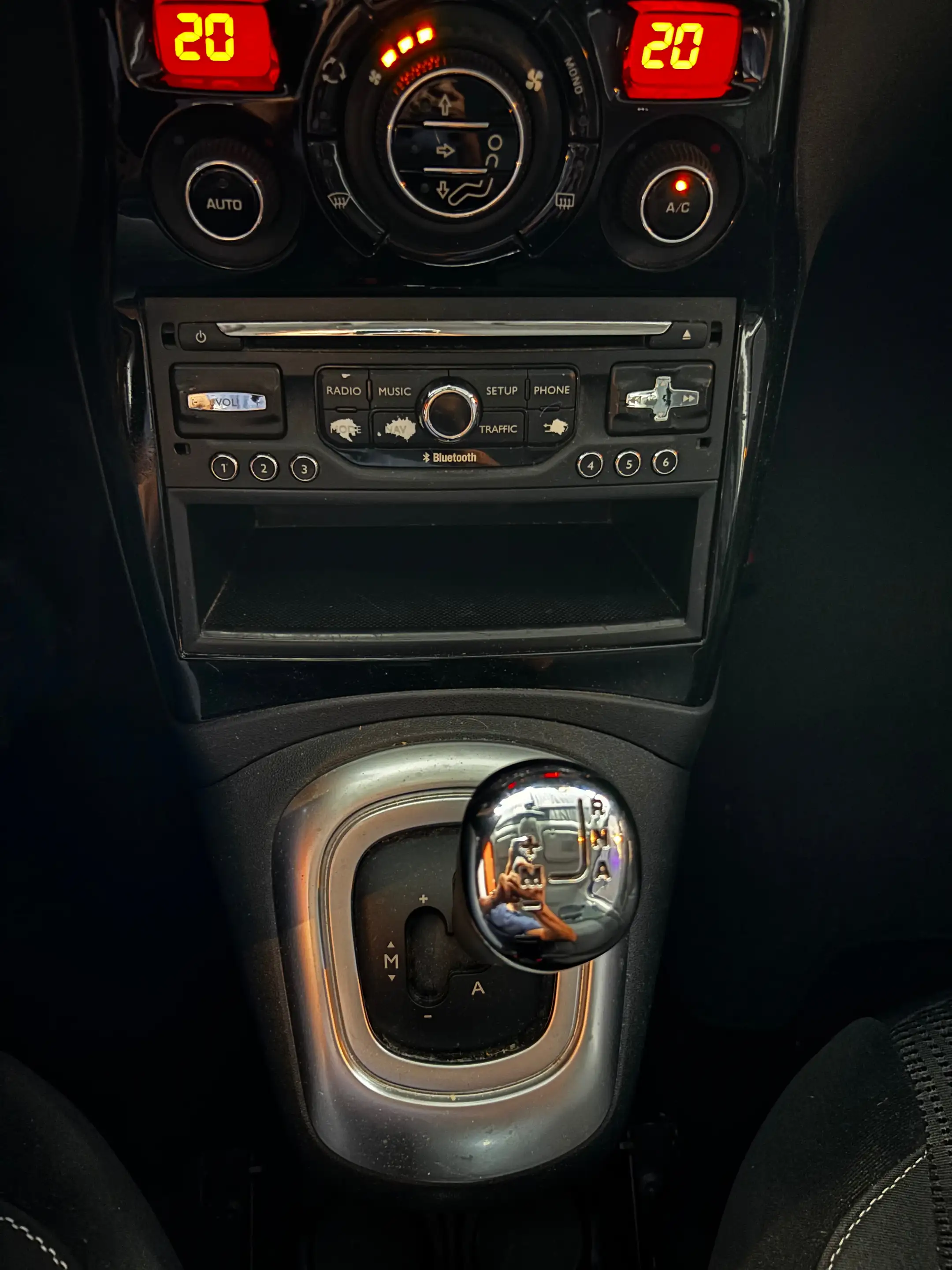 Citroen C3 Picasso C3 Picasso 1.6 VTi Exclusive / automatique / 12 MOIS DE GARANTIE — photo 14