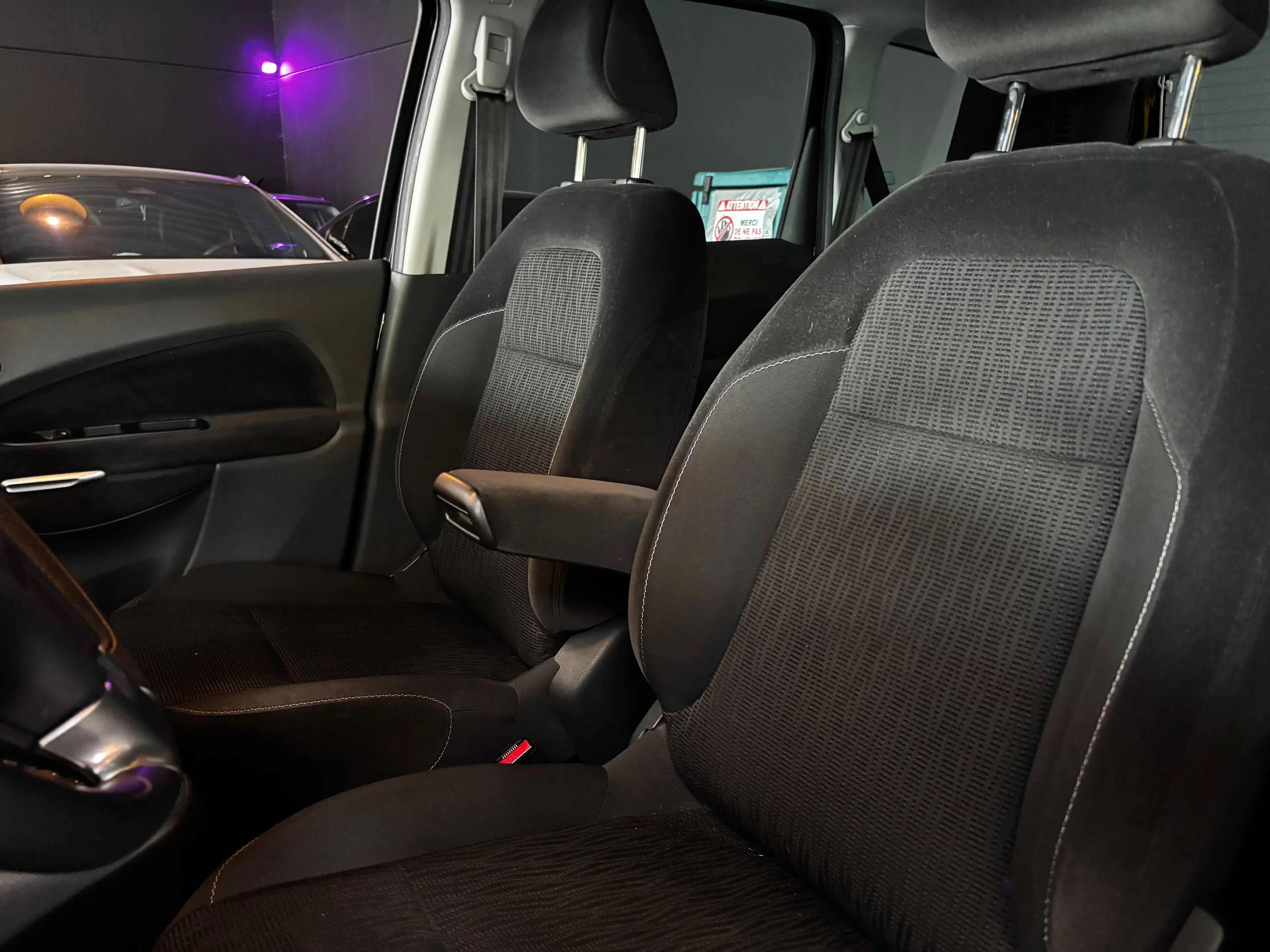 Citroen C3 Picasso C3 Picasso 1.6 VTi Exclusive / automatique / 12 MOIS DE GARANTIE — photo 9