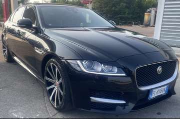 XF Sportbrake 2.0d i4 R-Sport awd 240cv auto my19
