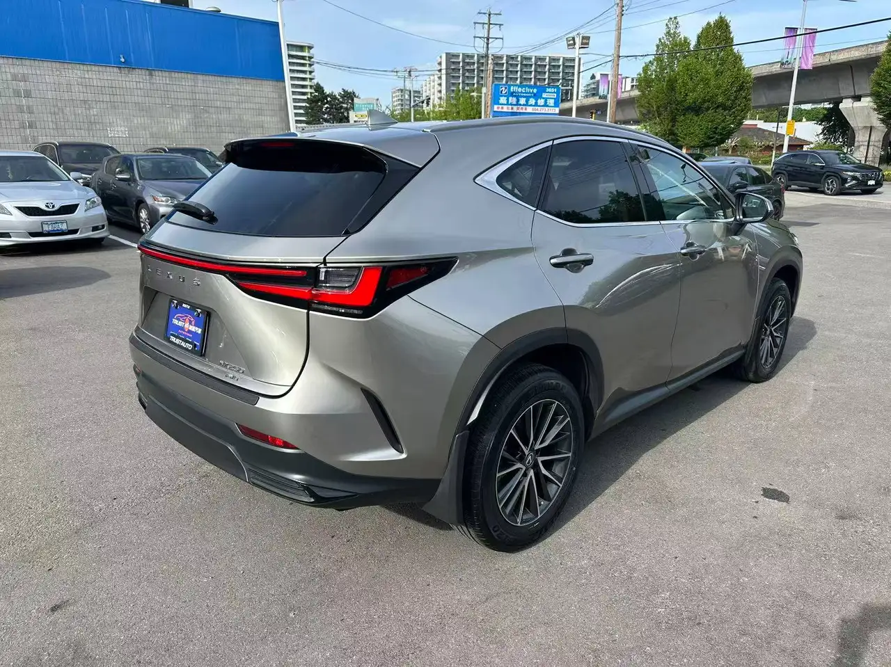 Lexus NX photo Lexus NX