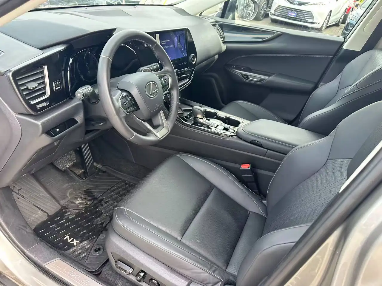 Lexus NX photo Lexus NX