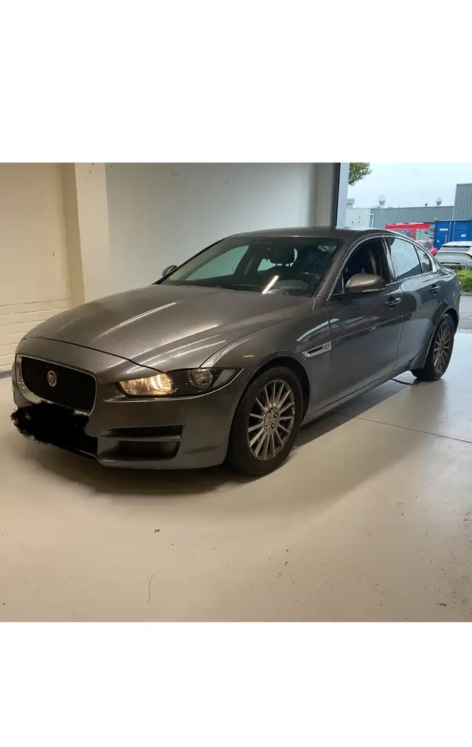 Jaguar XE E-Performance Portfolio - 1