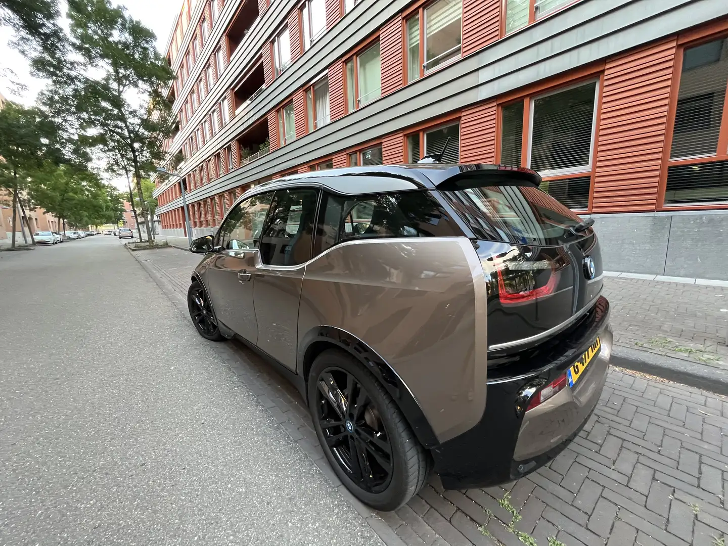 BMW i3 Basis 120Ah 42kWh Goud - 2
