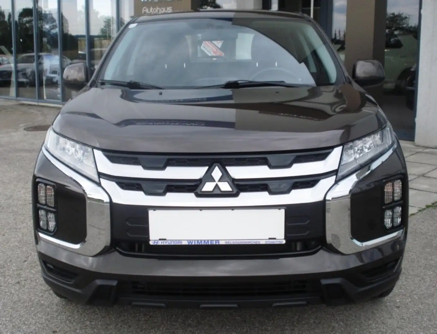 Mitsubishi ASX 2,0 MIVEC 2WD Inform Plus Braun - 2