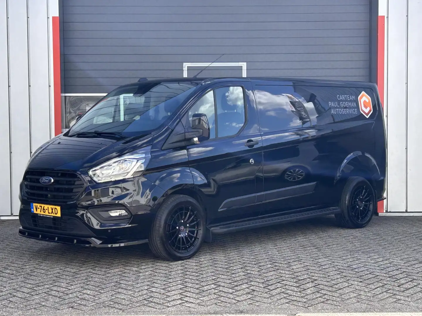Ford Transit Custom 300 2.0 TDCI L2H1 Limited | Trekhaak | Customized Noir - 2