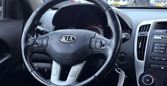 Kia Ceed view 13