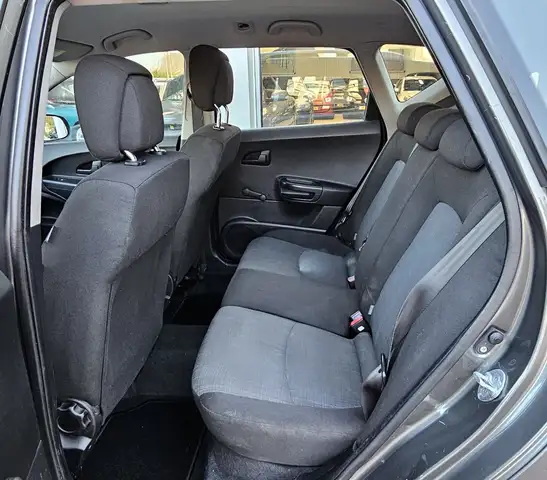 Kia Ceed view 10