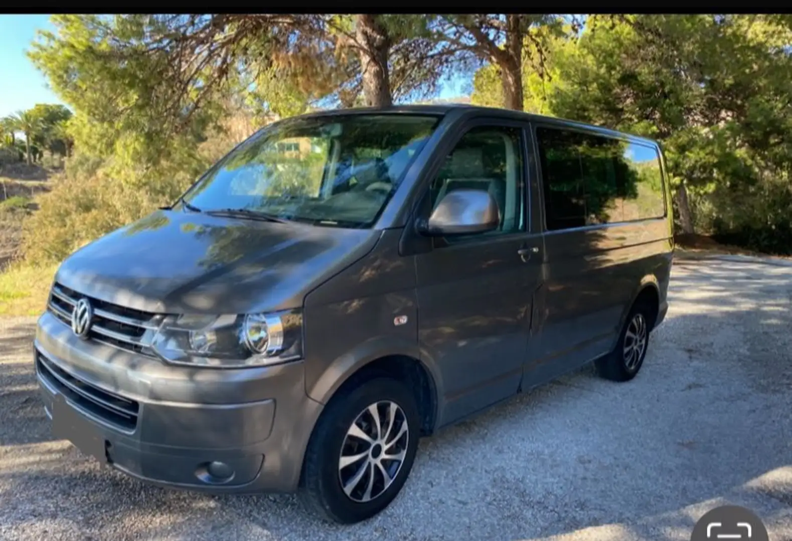 Volkswagen Caravelle Comercial 2.0TDI Comfortline DSG Negro - 1