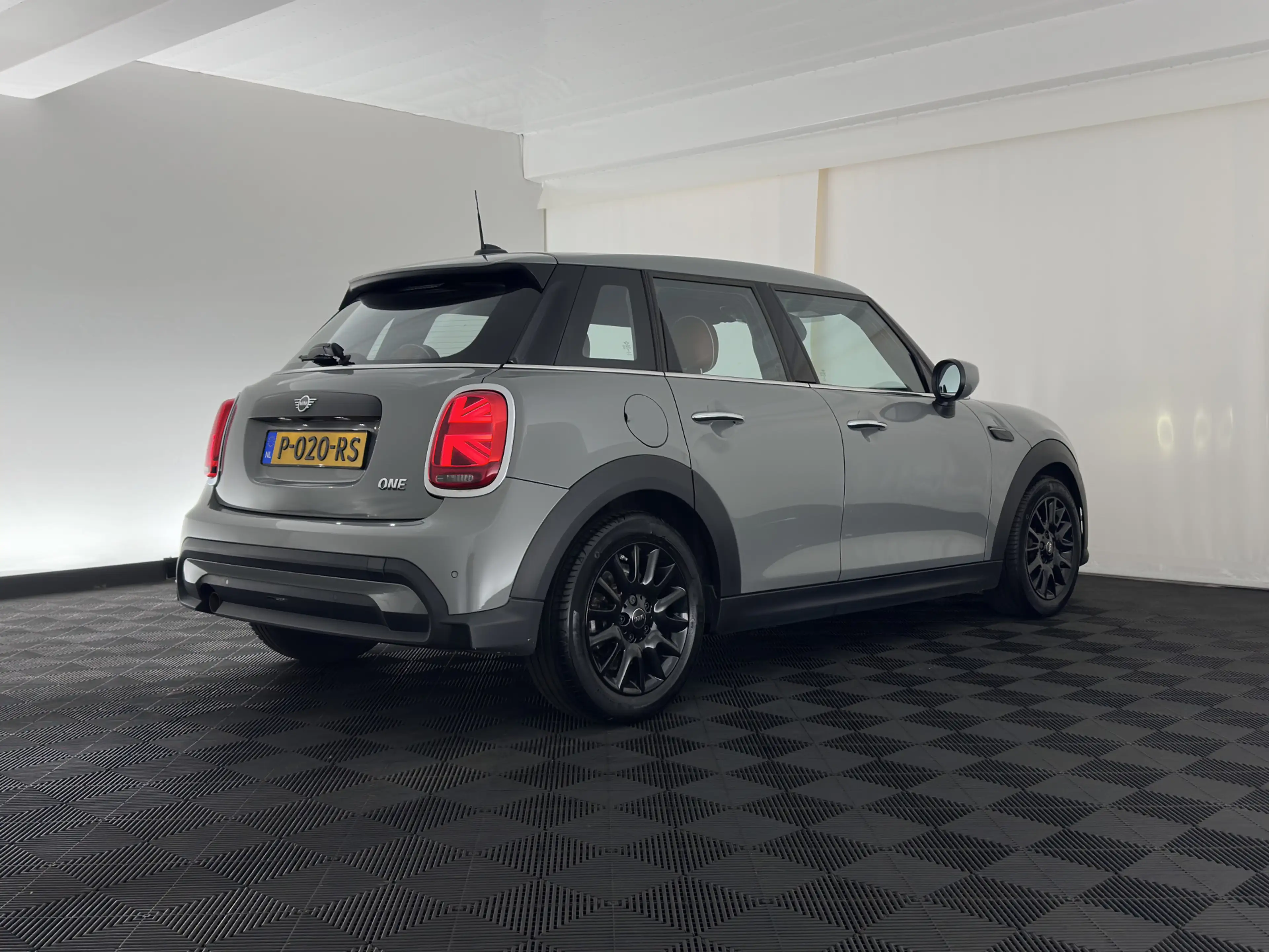 MINI One 5-Deurs 1.5 Business Edition (Facelift-Life Cycle — photo 6