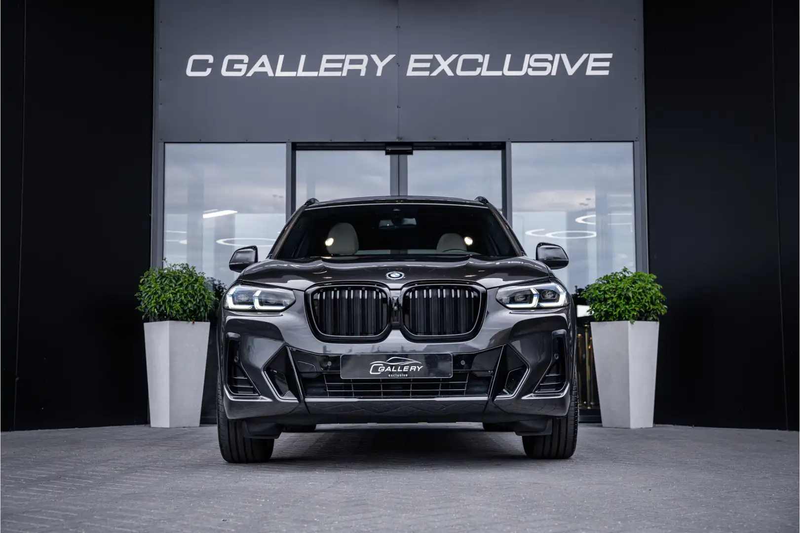 BMW X3 xDrive30e M-Sport | Panorama l Laser l 360 cam | H Grigio - 2