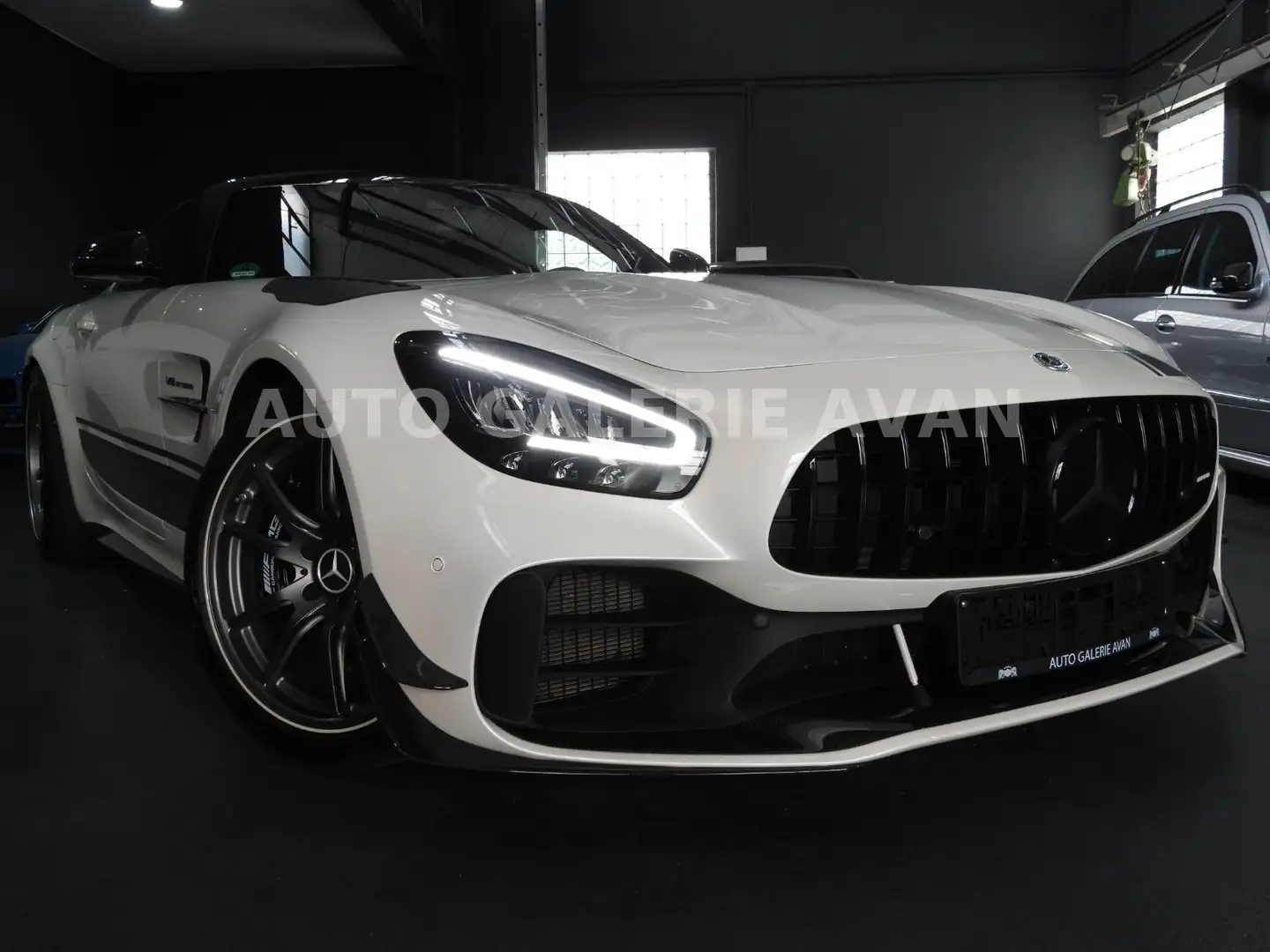 Mercedes-Benz AMG GT PRO LIMITED 1 OF 750 1.HAND Weiß - 1