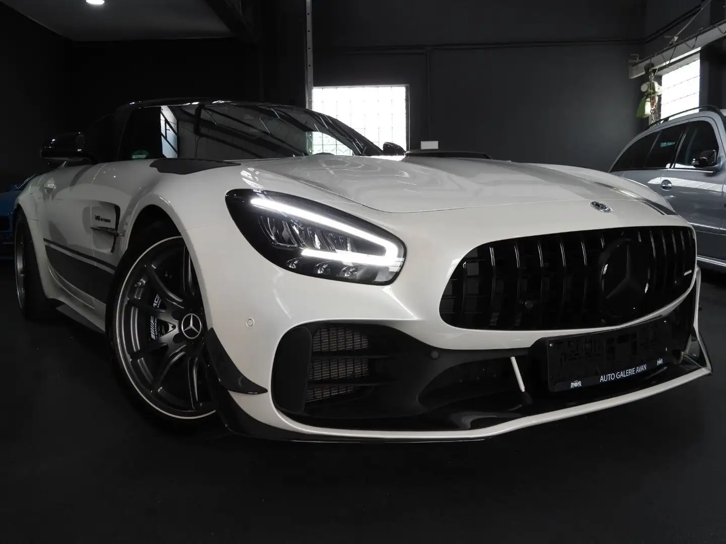 Mercedes-Benz AMG GT PRO LIMITED 1 OF 750 1.HAND Weiß - 1
