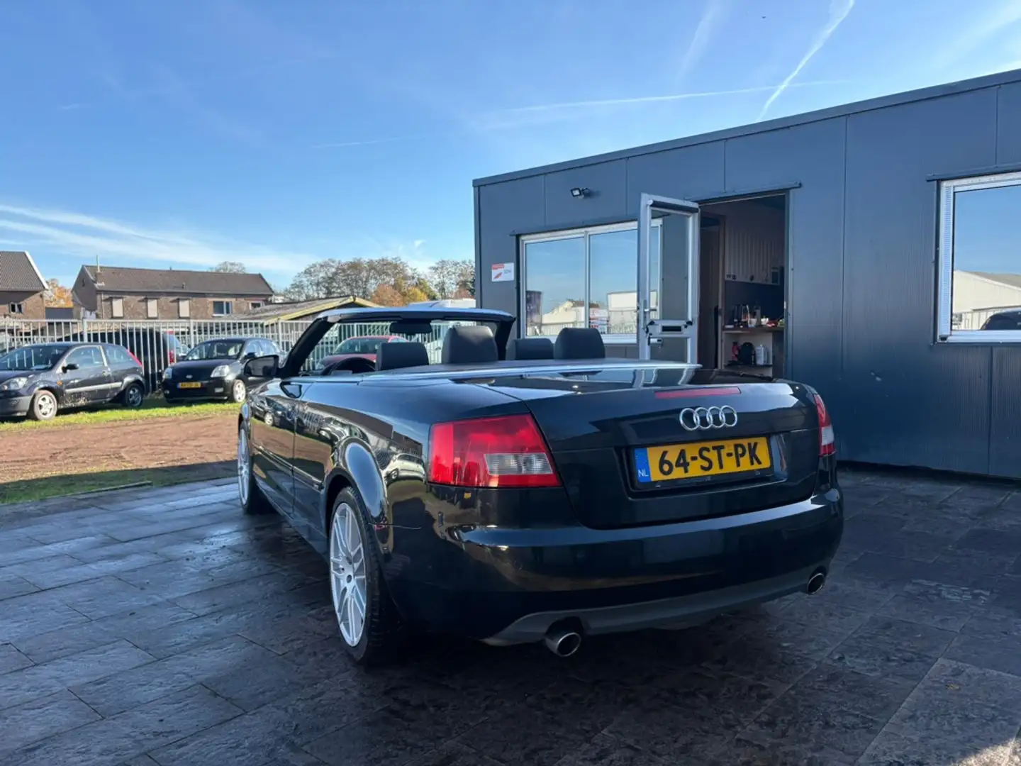 Audi A4 Cabriolet 1.8 Turbo Exclusive Zwart - 2