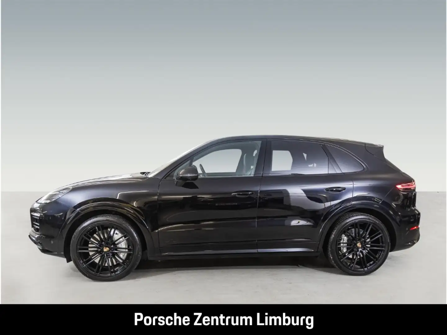 Porsche Cayenne GTS BOSE Panoramadach LED-Matrix Zwart - 2