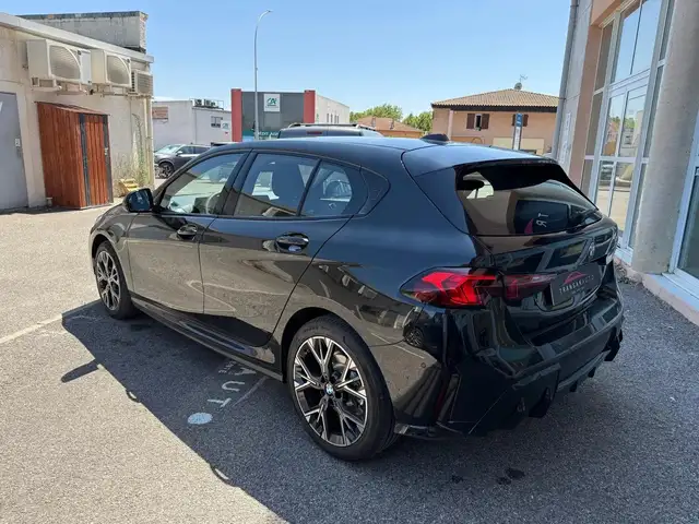 BMW 1 Series view 7