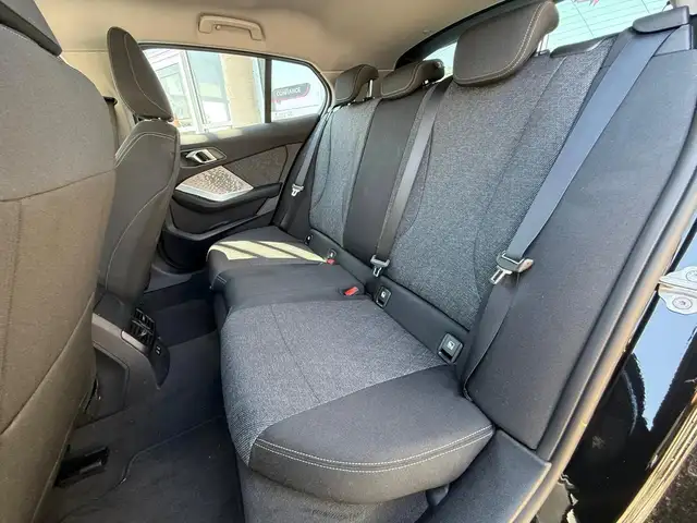 BMW 1 Series view 15