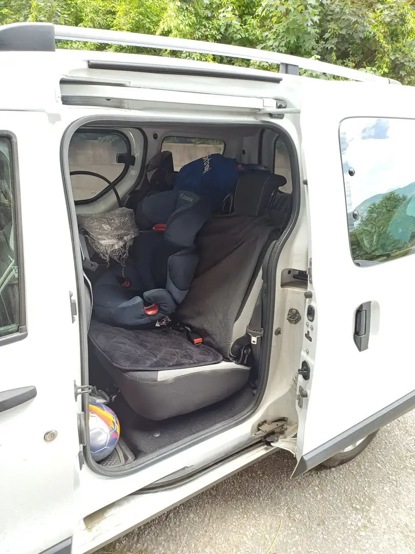 Dacia Dokker Dokker Stepway SCe 100 S Bílá - 2