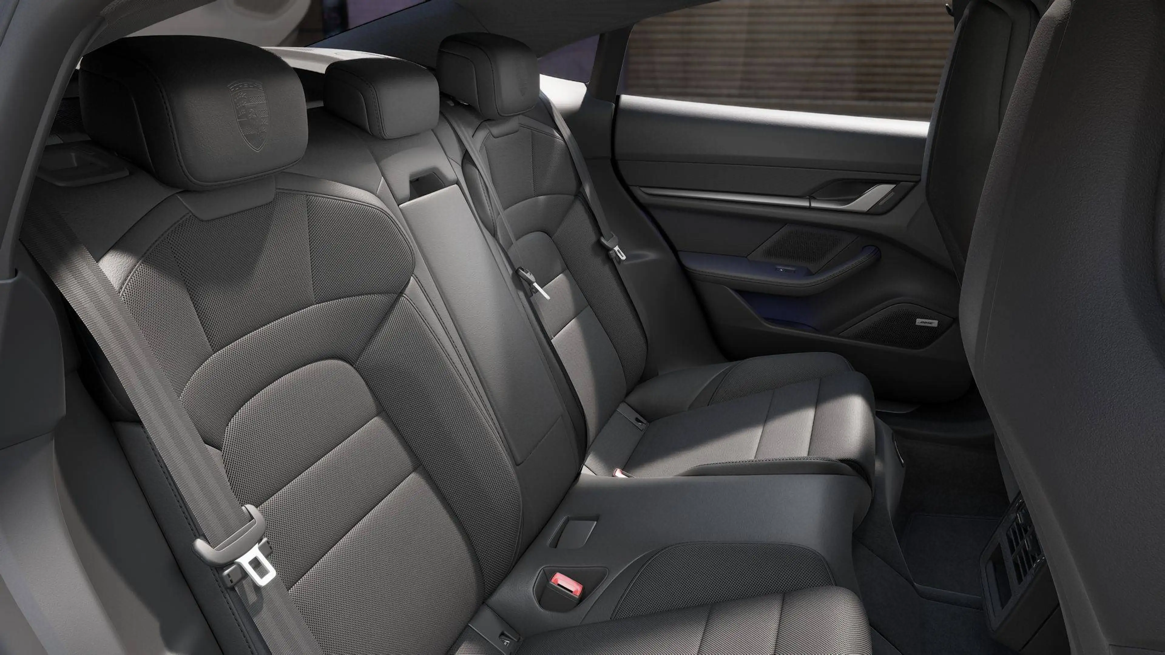 Porsche Taycan 4S FACE LIFT / 3000 KM SPORTDESIGN PACK CARBON / FULL FULL OPTION — photo 9