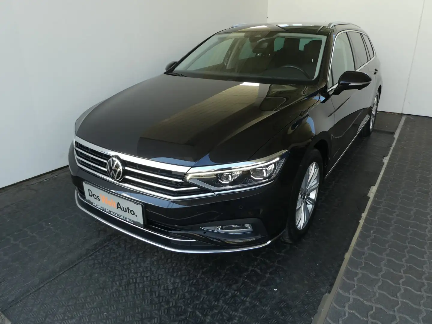 Volkswagen Passat Variant Elegance TSI DSG Schwarz - 1