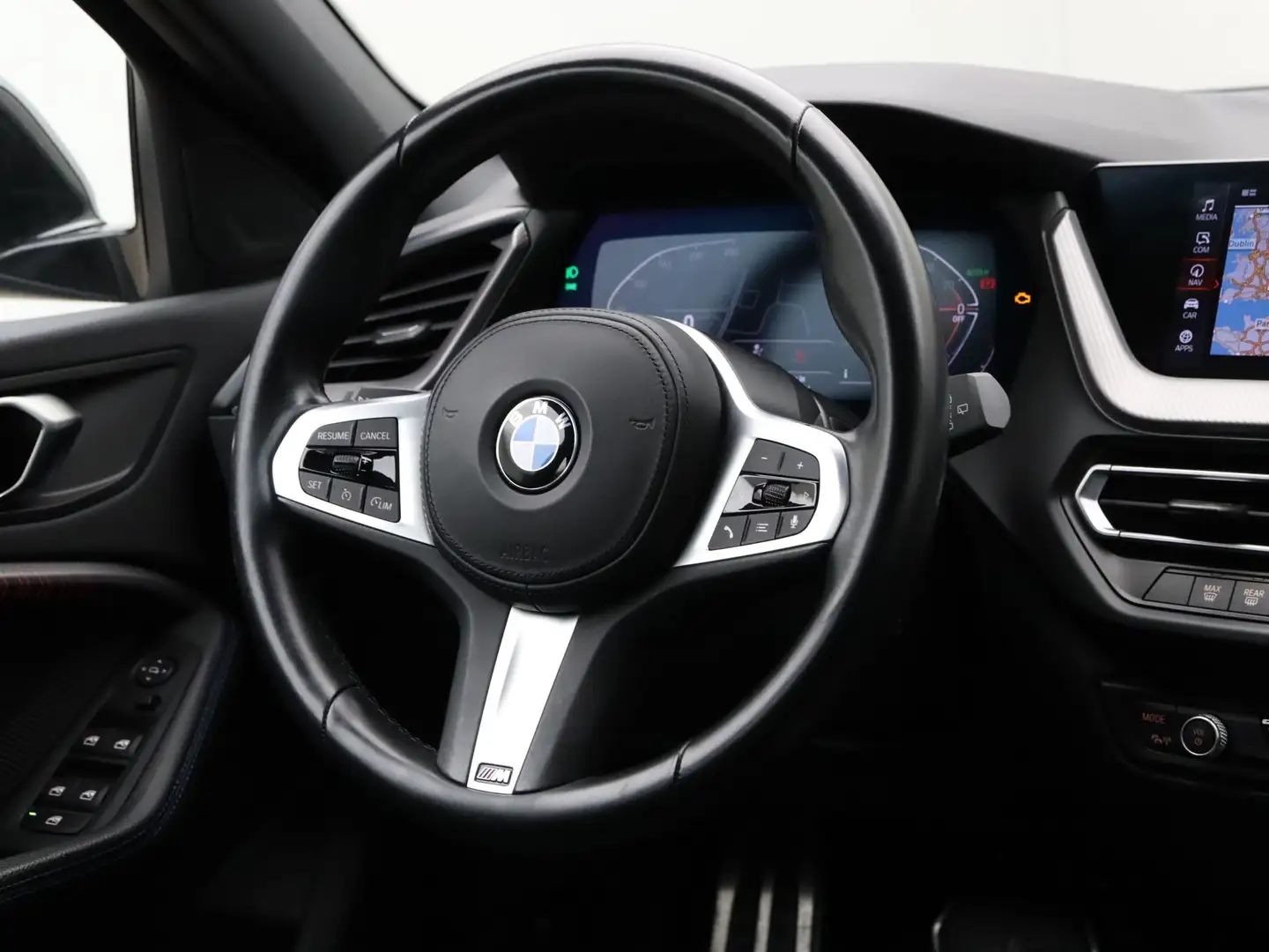 BMW 118 1 Serie 118i Business Edition Gris - 2
