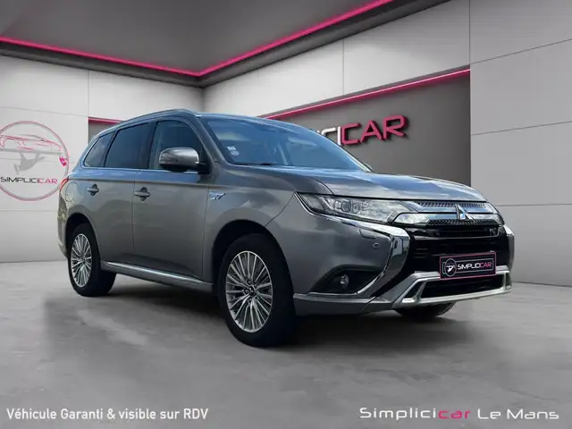 Mitsubishi Outlander Outlander 2.4l PHEV Twin Motor 4WD Intense
