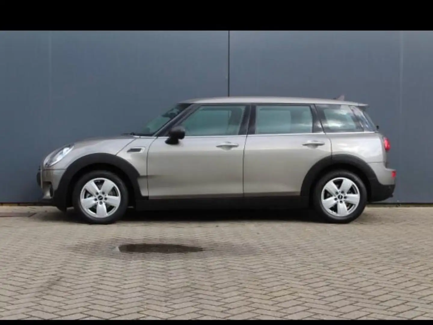 MINI One Clubman One Clubman 1.5 Business Бежевий - 1