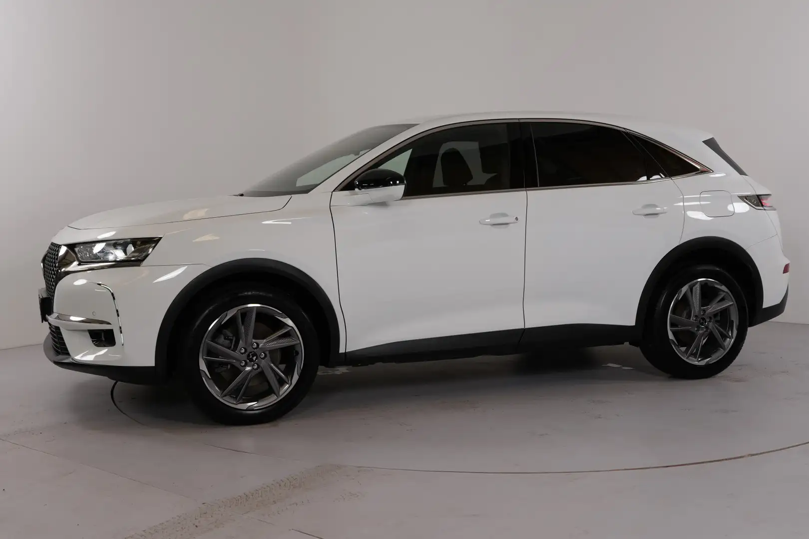 DS Automobiles DS 7 Crossback E-Tense Bastille+ PHEV 225pk | Camera | Inparkeer Wit - 2