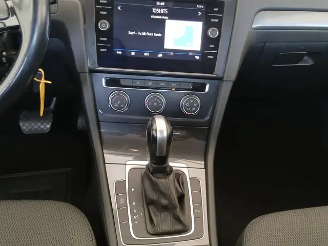 Volkswagen Golf view 15
