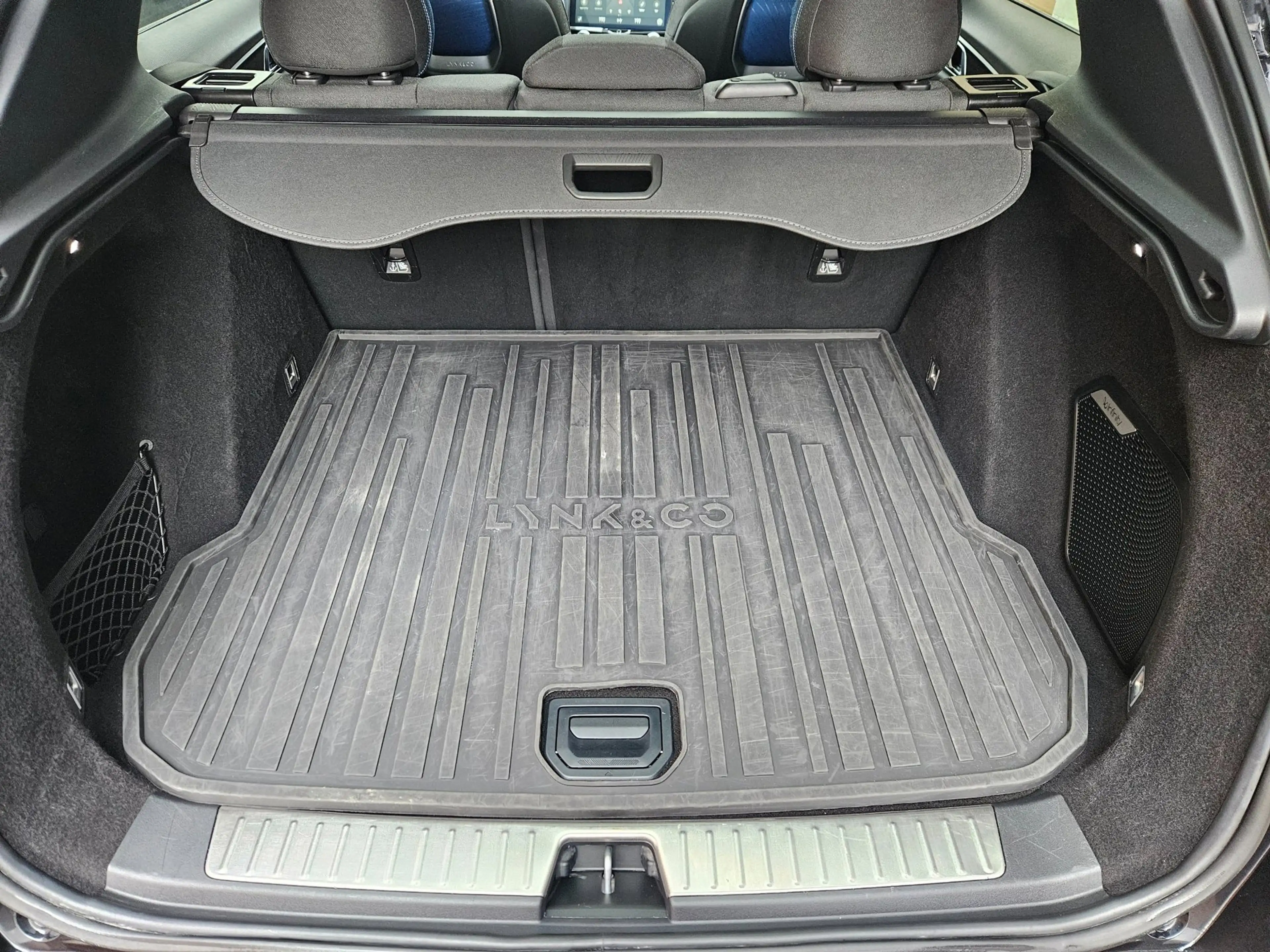Lynk & Co 01 1.5 Hybride Black-pack Pano ACC Carplay — photo 14