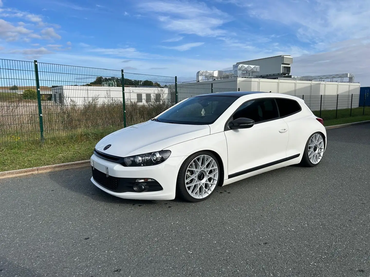 Volkswagen Scirocco Weiß - 1