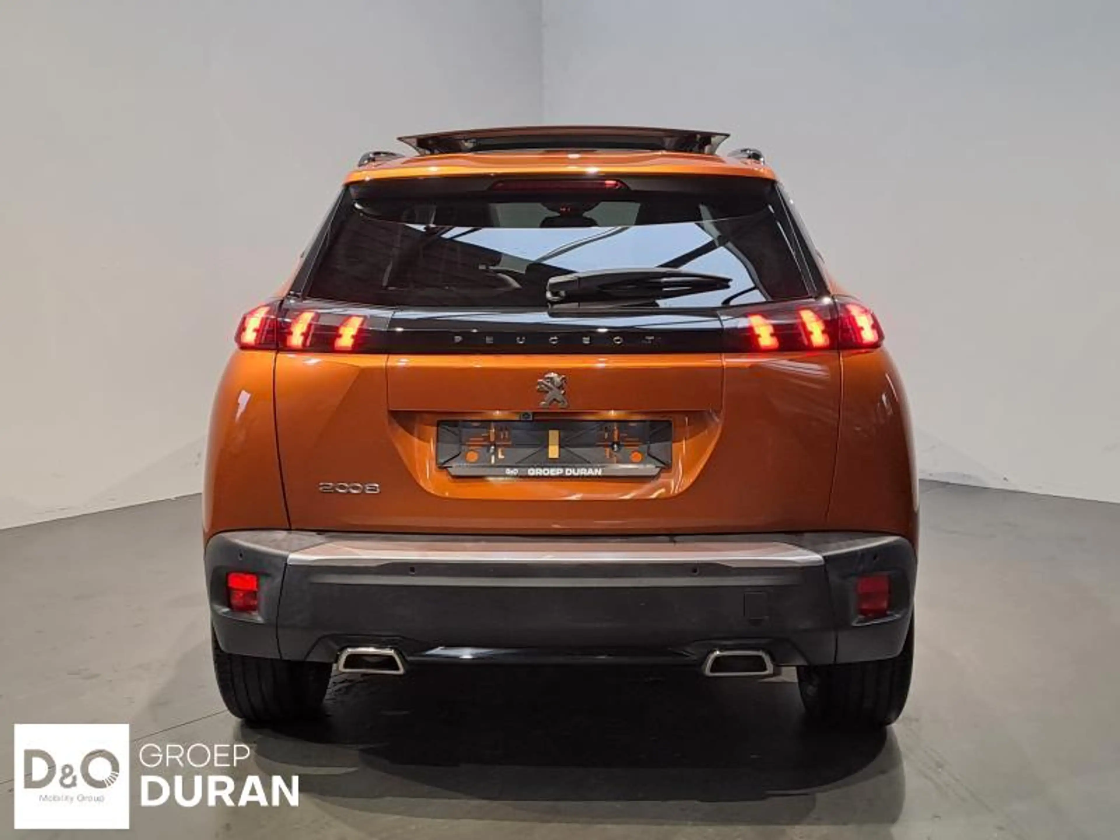 Peugeot 2008 Allure 1.2 PureTech man.6 — photo 6