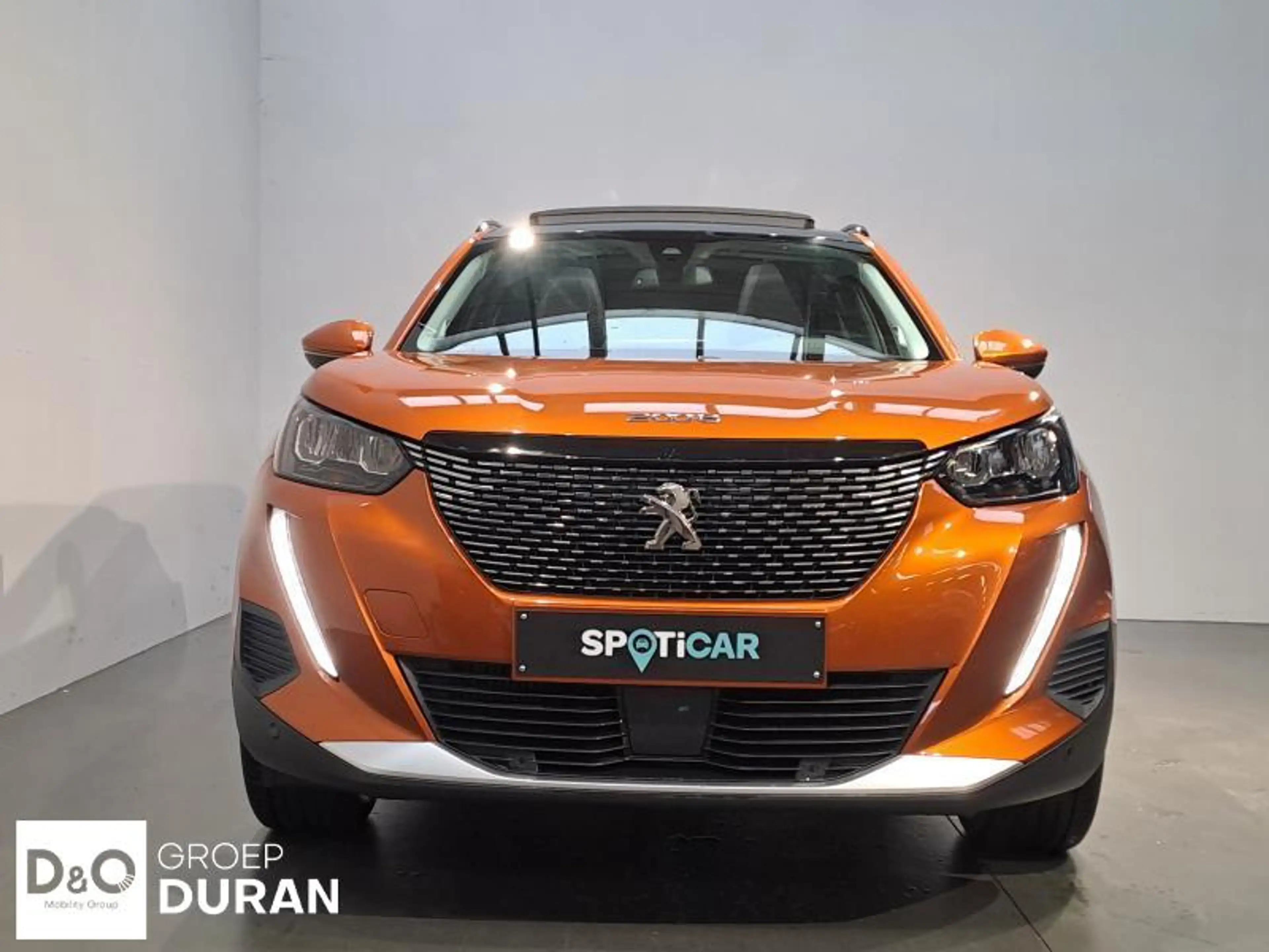 Peugeot 2008 Allure 1.2 PureTech man.6 — photo 10