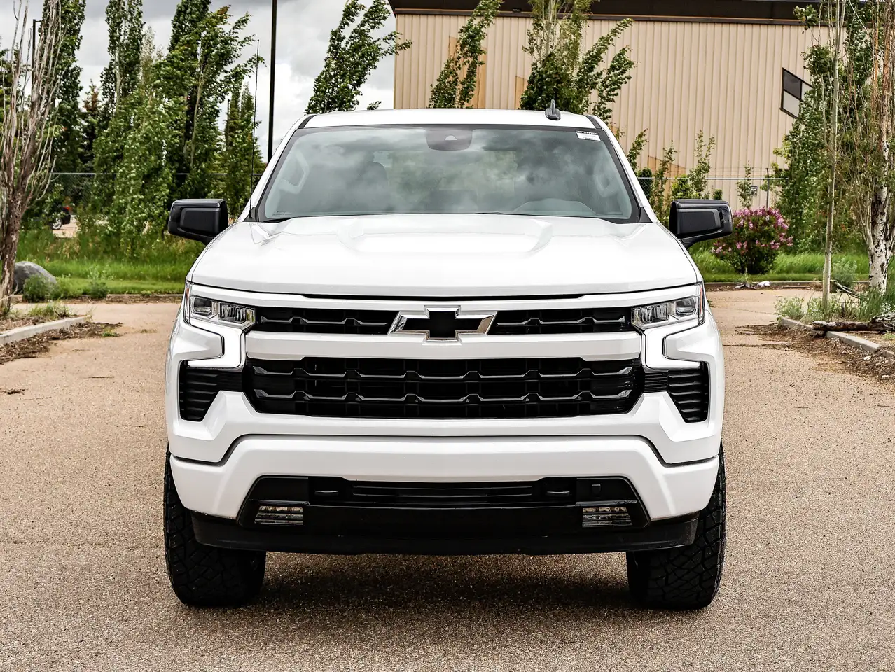 Chevrolet Silverado 1500 снимка Chevrolet Silverado 1500