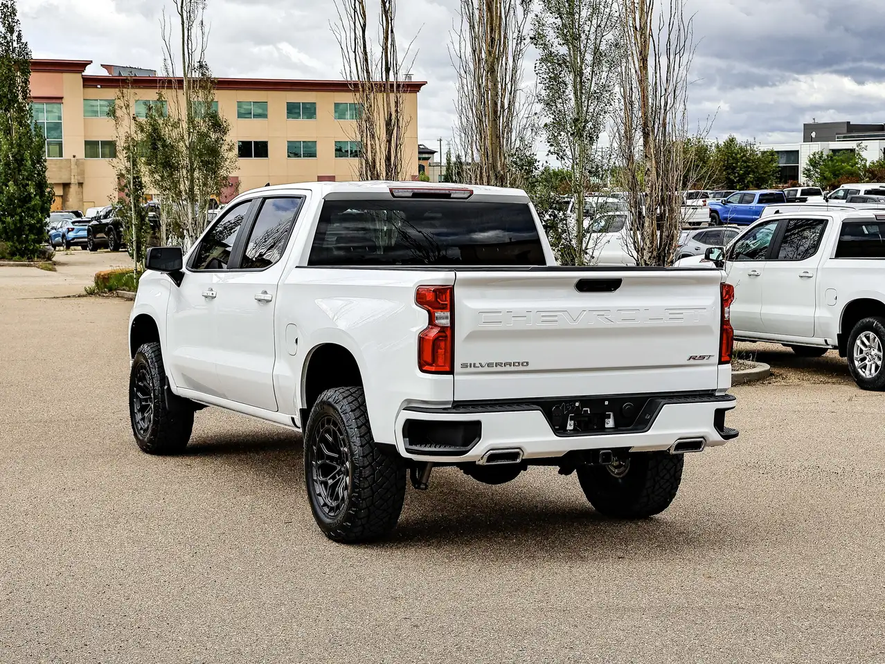 Chevrolet Silverado 1500 снимка Chevrolet Silverado 1500