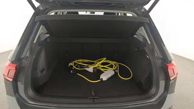 Volkswagen Tiguan view 7