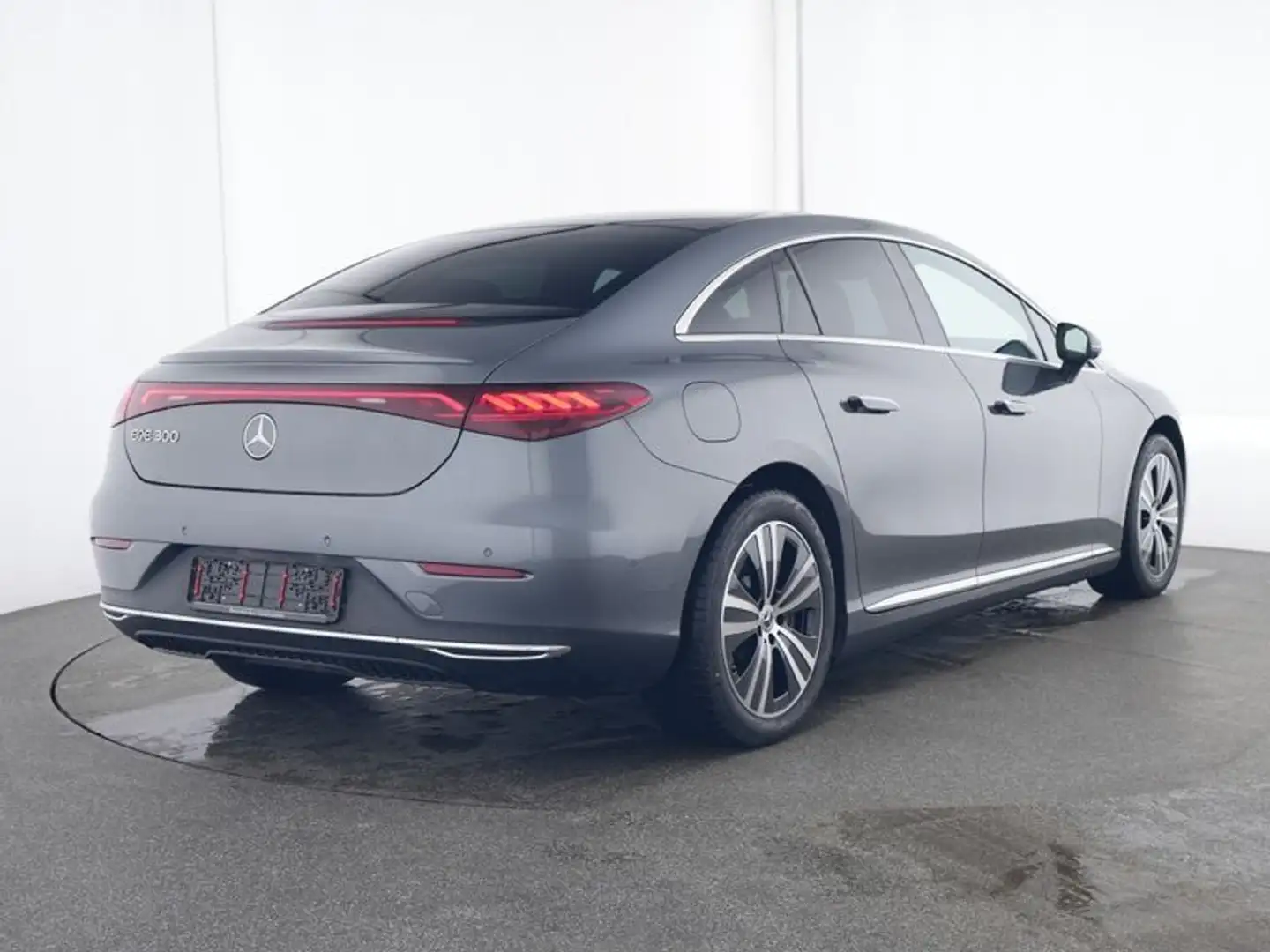 Mercedes-Benz EQE 300 Premium BUrm3D 360° Digital HA 10° Pano Gris - 2