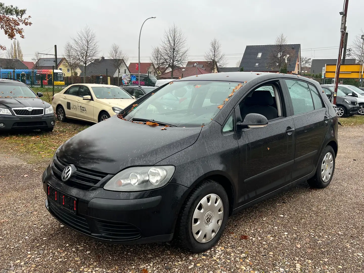 Volkswagen Golf Plus 1.6 MPI Comfortline Automatik Klima 139.000KM Schwarz - 1