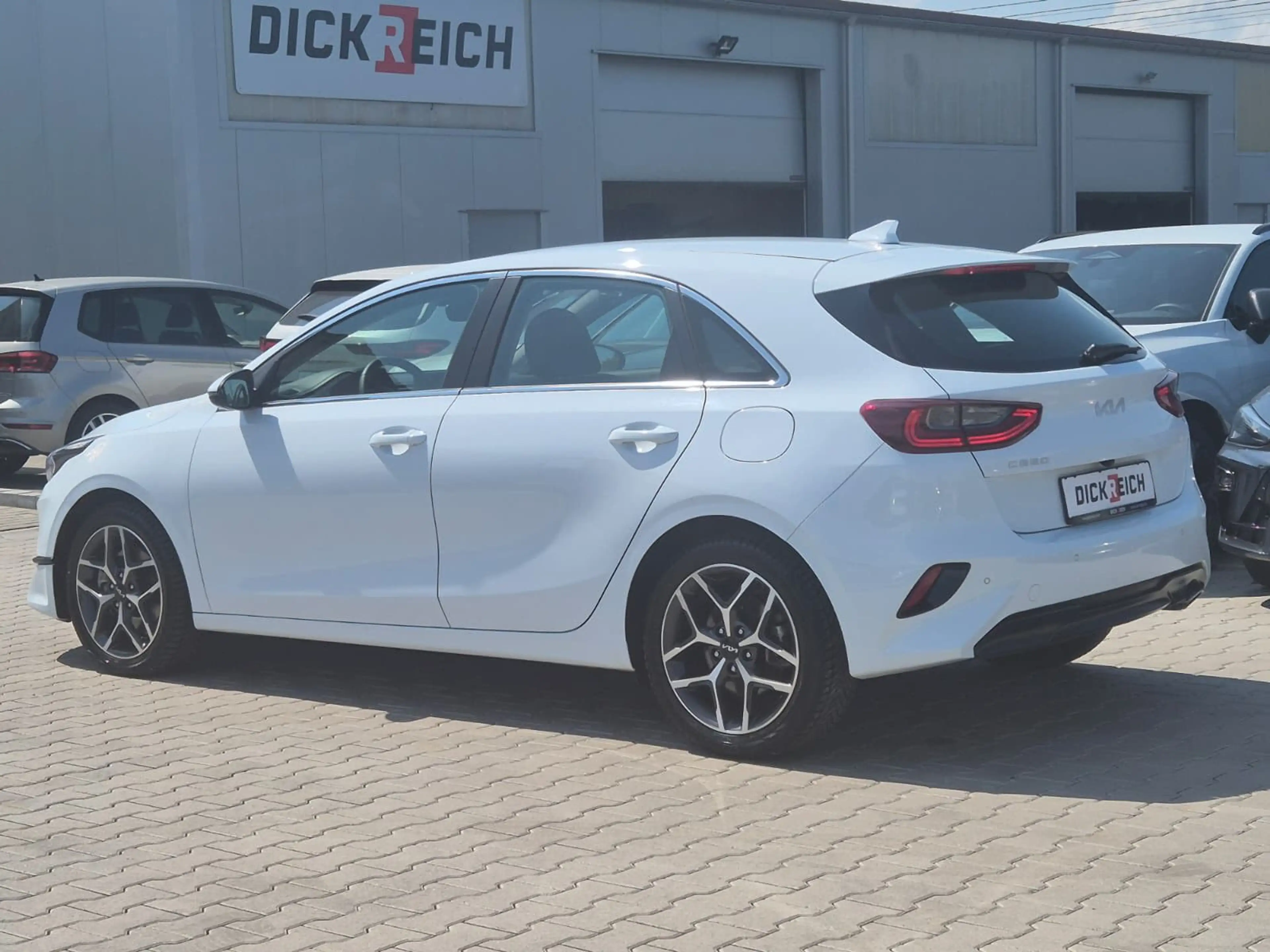 Kia Ceed / cee'd 1.5 DCT Spirit ACC*LED*JBL*APP*KAM — photo 6