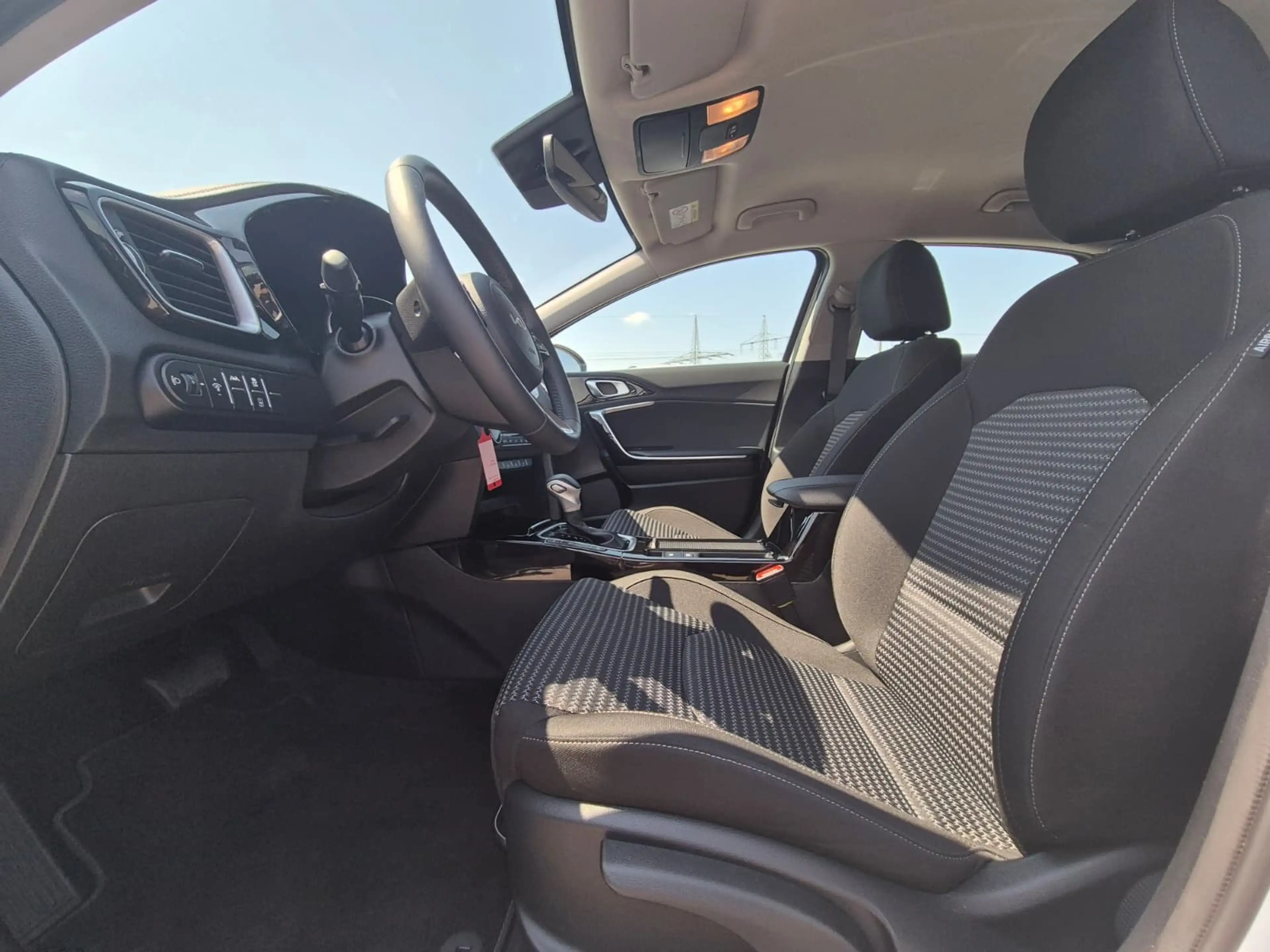 Kia Ceed / cee'd 1.5 DCT Spirit ACC*LED*JBL*APP*KAM — photo 13