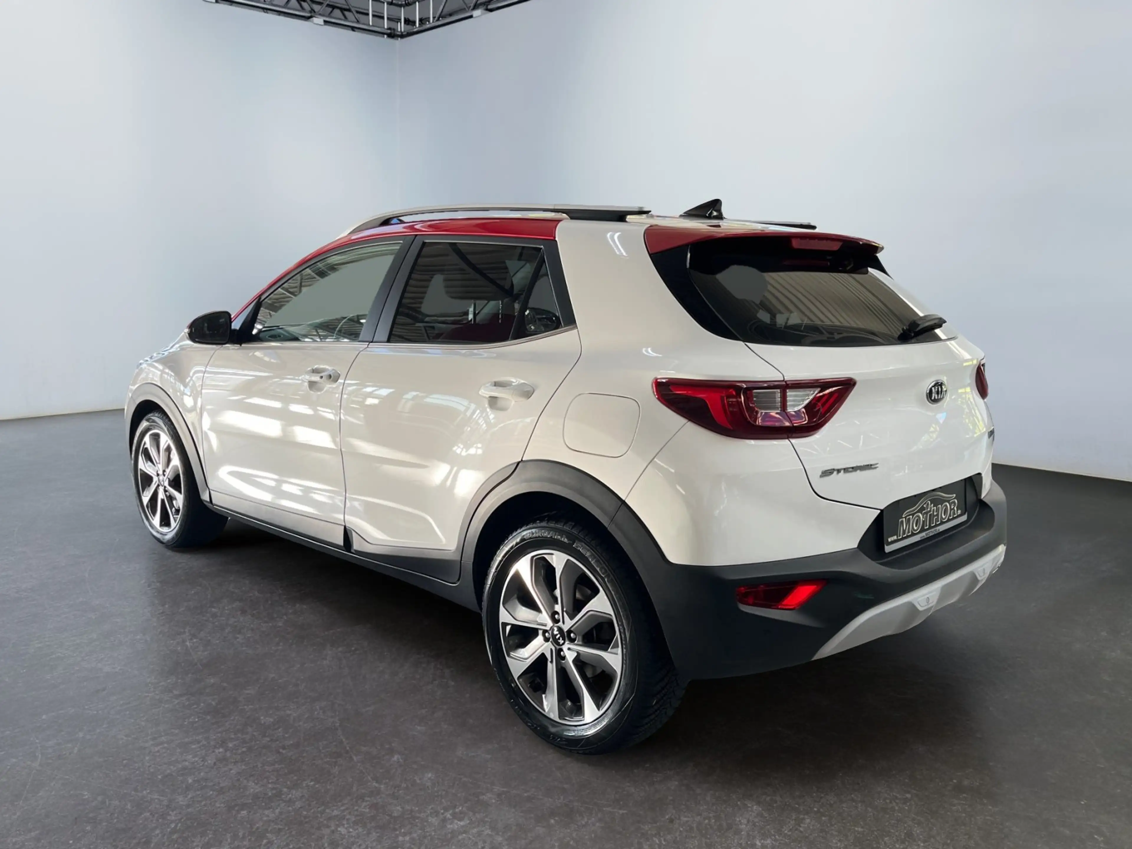 Kia Stonic Spirit 1.0 TGDI Totwinkelassistent — photo 4