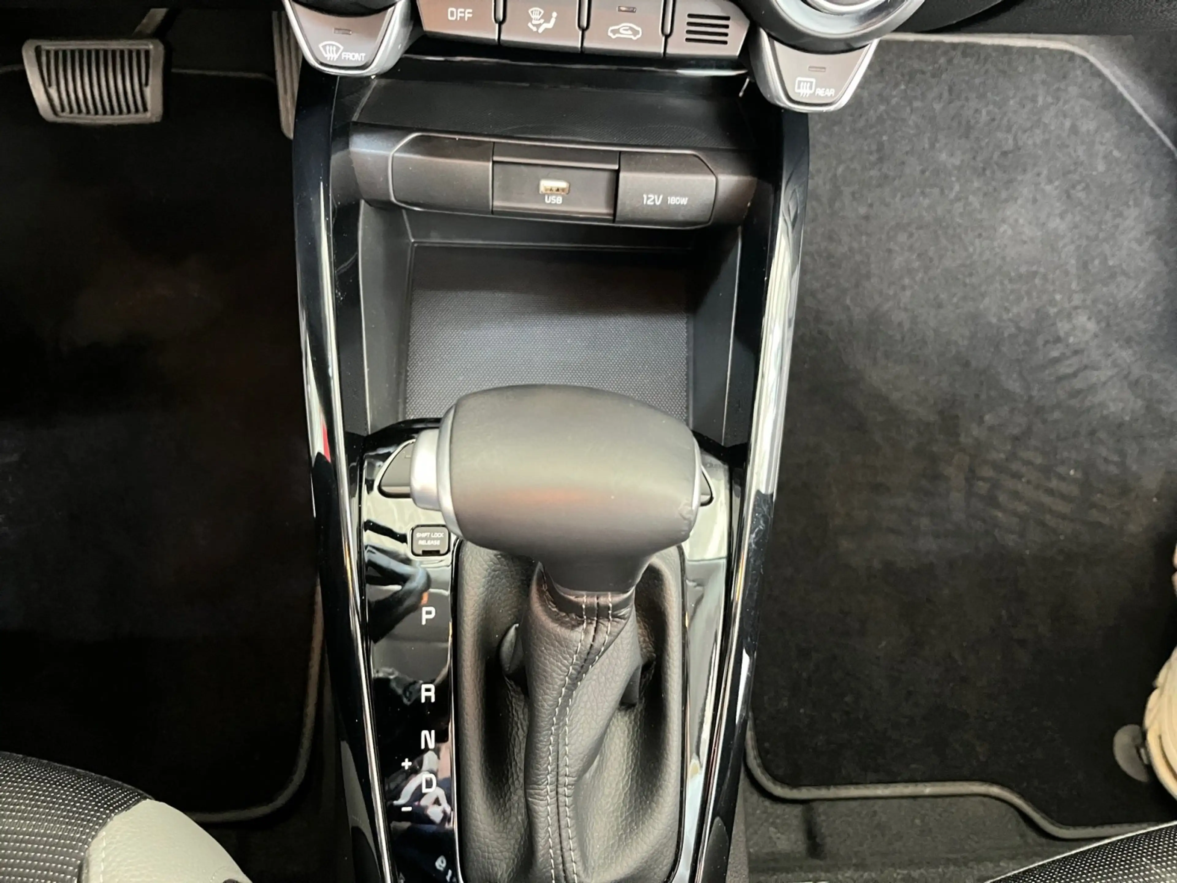 Kia Stonic Spirit 1.0 TGDI Totwinkelassistent — photo 9