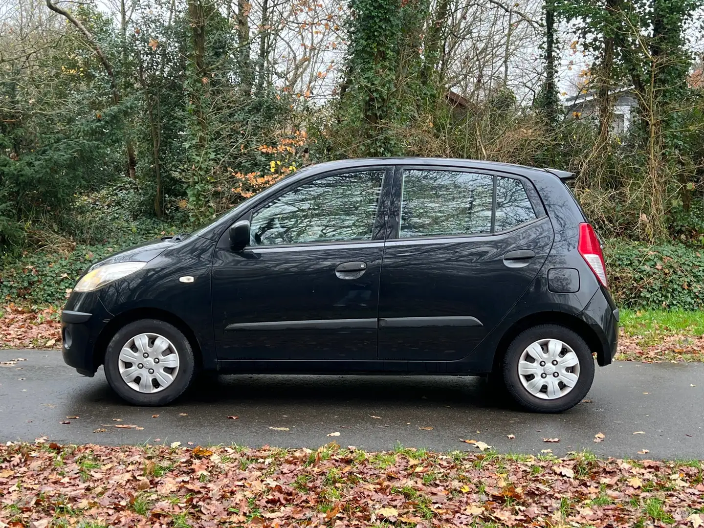 Hyundai i10 1.1 Active | 91500 NAP | NU 2450,- | Negro - 2